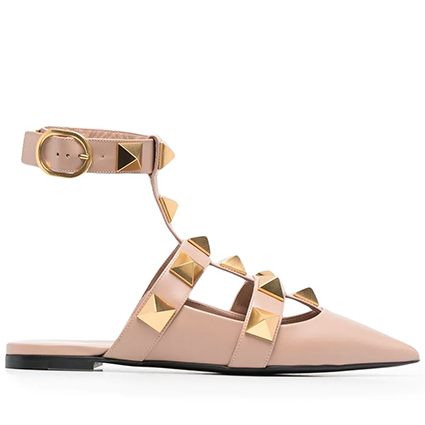 Балетки вернулись: как носить любимую обувь Брижит Бардо и Одри Хепберн летом 2021 года