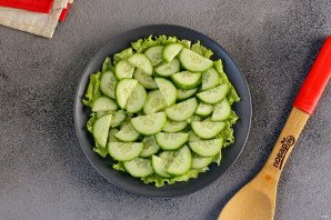 Диетический салат с консервированным тунцом