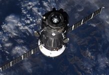 Эксперт рассказал, кто просверлил дырку в обшивке корабля «Союз МС-09»