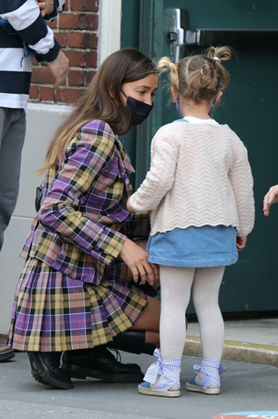 Ирина Шейк повторила культовый образ Алисии Сильверстоун из фильма "Бестолковые"