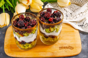 Ягодные трайфлы