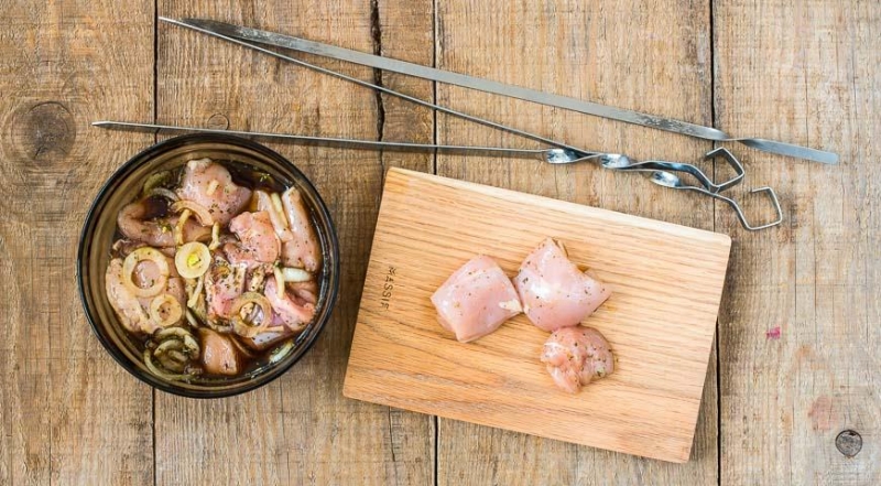 Как правильно приготовить шашлык из курицы