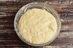 Кулич с коньяком и изюмом