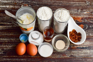 Кулич с коньяком и изюмом