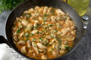 Курица с грибами в горчичном соусе