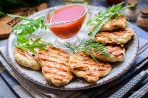 Куриные оладьи со сметаной