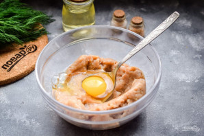 Куриные оладьи со сметаной