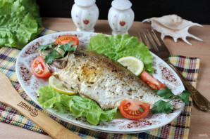 Лещ в духовке в рукаве