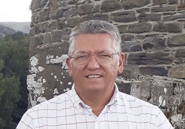 Люди наделены инстинктом выживания, реагирующим на потустороннее