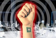 Микрочип позволит обнаружить COVID-19. Чипирование началось?