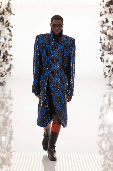 Модный дайджест: от "коллаборации" Balenciaga и Gucci до новостей о Met Gala