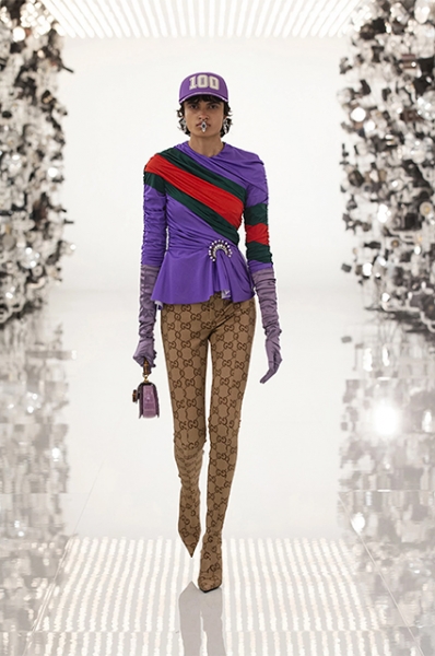 Модный дайджест: от "коллаборации" Balenciaga и Gucci до новостей о Met Gala