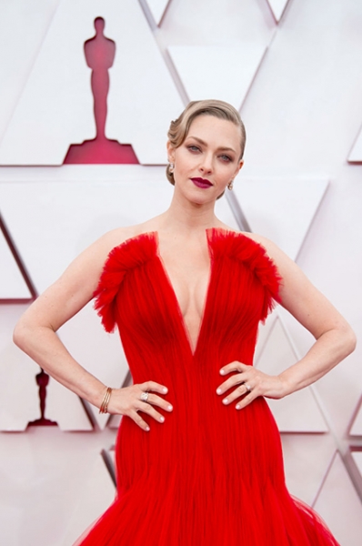 "Оскар-2021": выбираем лучший образ церемонии