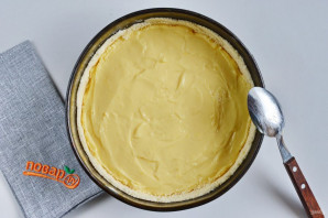 Пирог с заварным кремом