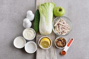 Салат с китайской капустой