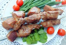 Шашлык в чайном маринаде