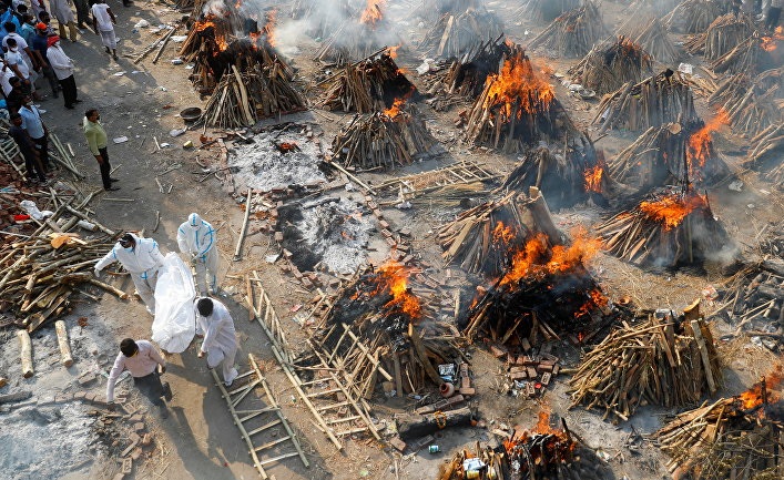 В чем причина коронавирусной трагедии в Индии?