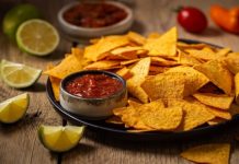 День кукурузных чипсов: когда отмечают и как появились полезные снеки — читать на Gastronom.ru
