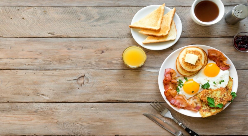 Диетолог Королева рассказала, какие продукты опасно есть на завтрак — читать на Gastronom.ru