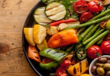 Новое исследование: люди, которые хотят питаться правильно, заменяют вредные продукты на овощи — читать на Gastronom.ru