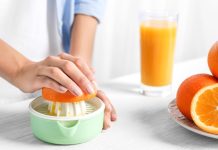 Стоит ли пить сок зимой? Мнение диетологов: какой сок точно принесет пользу — читать на Gastronom.ru