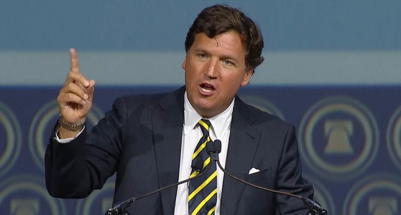 Такер Карлсон считает, что НЛО пилотируют &laquo;духовные сущности&raquo;