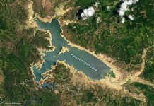 Падение уровня воды в Филиппинском водохранилище обнажило руины 300-летнего поселения