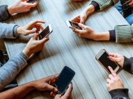 Короткие видеоролики меняют наш мозг, обнаружили ученые