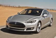 Tesla предоставляет возможность зарядки электромобилей солнечной энергией