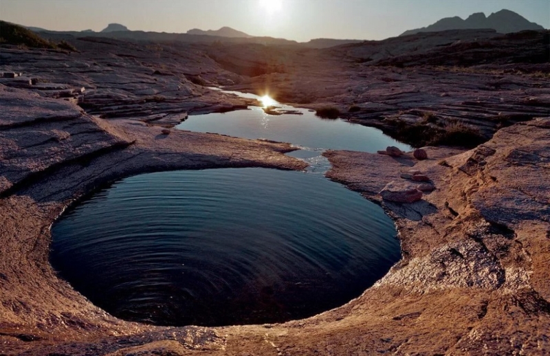 Ученые нашли способ обнаружить воду под поверхностью Марса