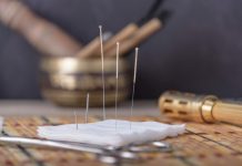 В Индии врачи извлекли 77 игл из головы 19-летней девушки