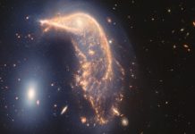 Впечатляющее астрономическое зрелище: Пингвин и Яйцо в космосе