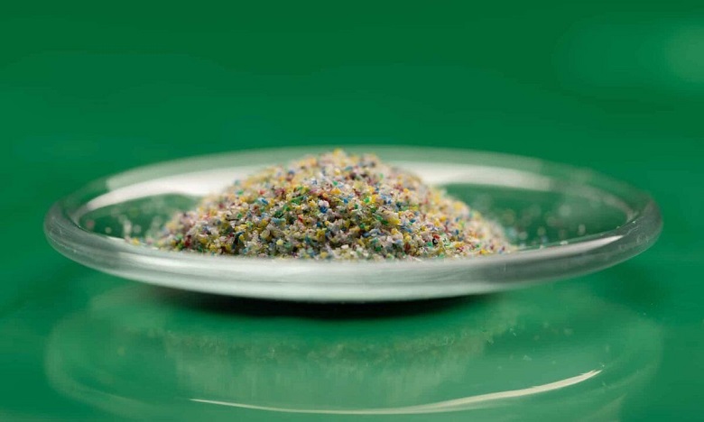 Микропластик: невидимая угроза нашему здоровью и окружающей среде