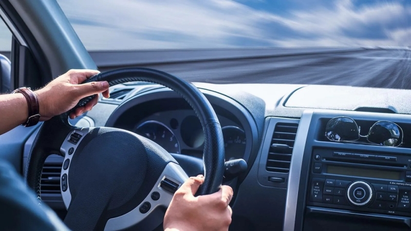 Сновидения под контролем: Как осознанные сновидцы управляют виртуальными автомобилями во сне