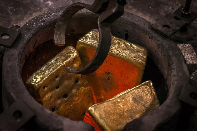 Для добычи золота в промышленности до сих пор используются древние технологии