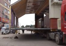 Грузовики-трансформеры: Новая волна мобильных банкетов в Китае