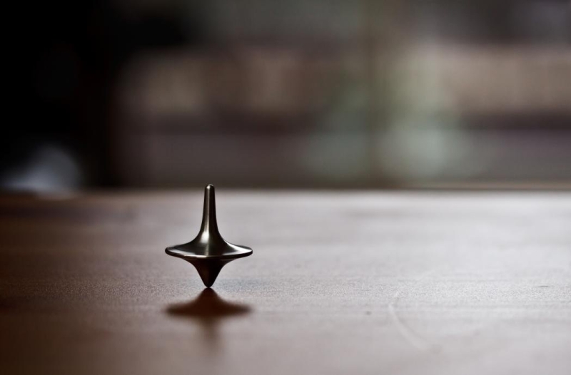 Новый взгляд на законы Ньютона: как одно слово меняет всё