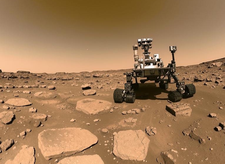 Марсоход Curiosity случайно расколол камень и обнаружил в нем чистую серу: что это значит?