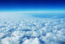 Микропластик в атмосфере: Как он меняет облака и климат Земли