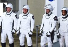 Загадочная госпитализация астронавтов: НАСА хранит молчание