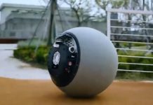 Китайские полицейские патрулируют улицы вместе с автономными роботами