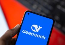 Китайский стартап DeepSeek представляет свою модель искусственного интеллекта R1