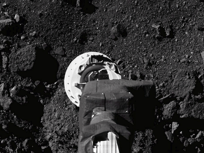 Материал с астероида Бенну подтверждает распространенность условий для жизни в космосе