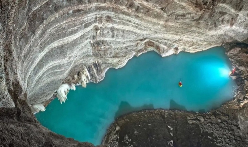Крупнейшее подземное термальное озеро обнаружили в Южной Албании