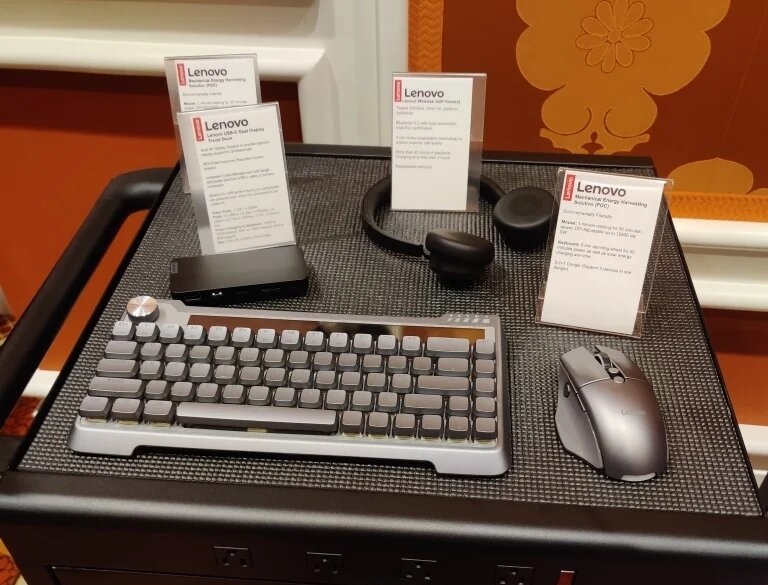 Lenovo представила клавиатуру и мышь, работающие на механической энергии