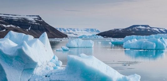 Ученые фиксируют землетрясения в ледниках Гренландии: что это значит?
