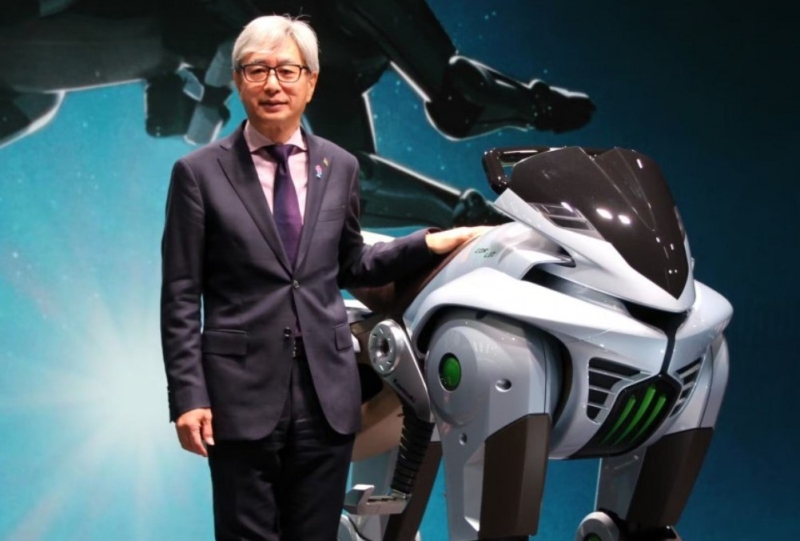 Kawasaki представила инновационного робота для транспортировки людей
