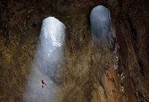Загадочная пещера Веревкина: что обнаружили спелеологи на глубине 2000 метров