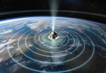 Старый спутник NASA неожиданно ожил, отправив на Землю мощный радиосигнал