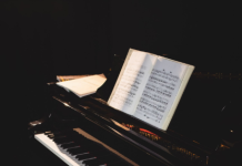 Уроки джазового вокала: Раскрываем голос импровизации